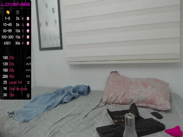 Live sex webcam photo for tanned_cutiee #262369590