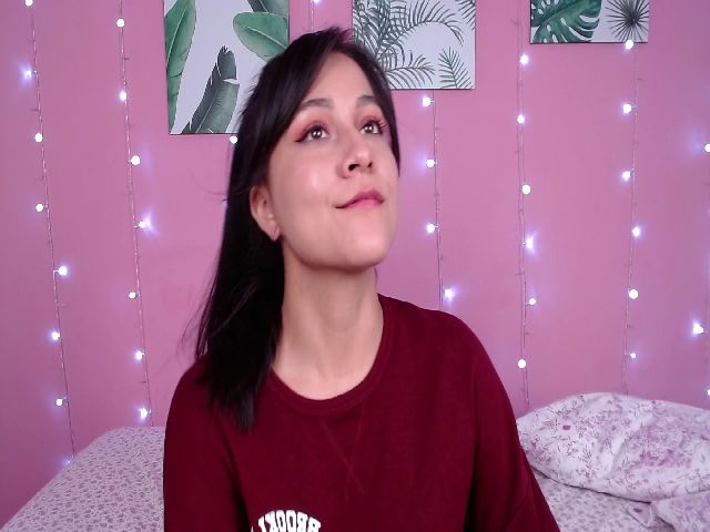 Live sex webcam photo for Eva_Collins2 #252645216