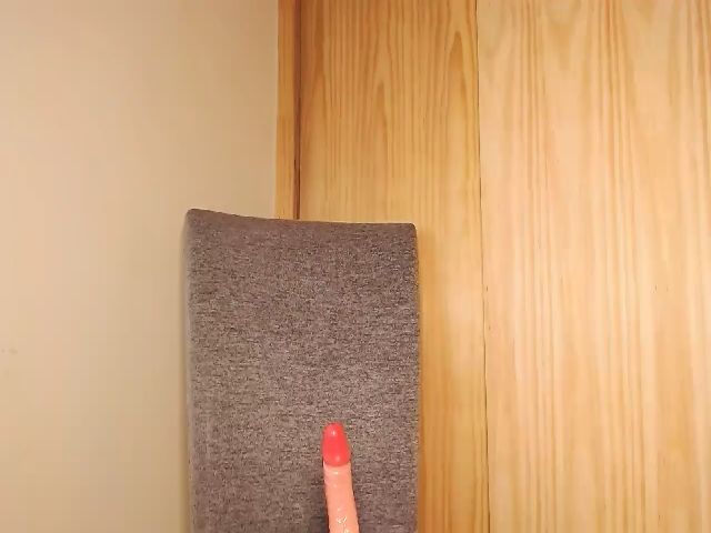 Live sex webcam photo for Miss_jonnell #260851436