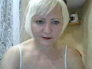 Live sex webcam photo for HelenLike #240633739