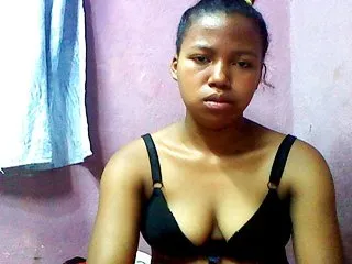 Live sex webcam photo for Metissia #240744658
