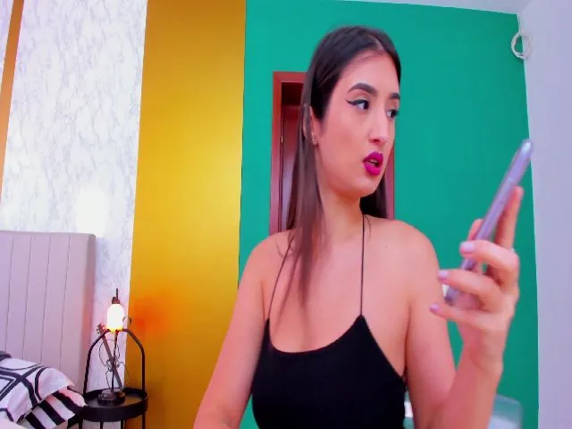 Live sex webcam photo for Akira_Stone #257439981