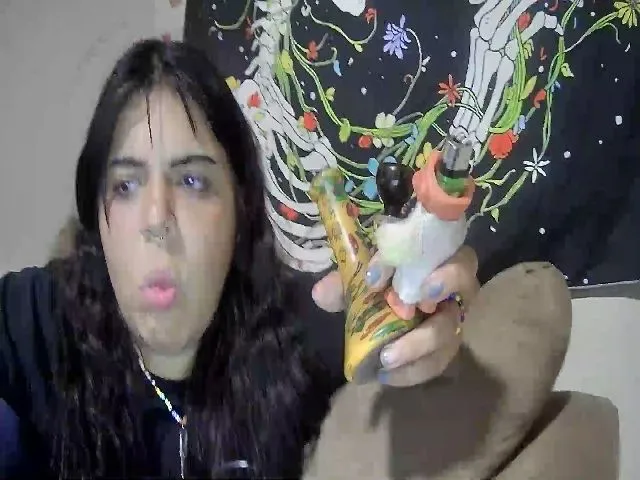 Live sex webcam photo for Lilmisspurp #257437947