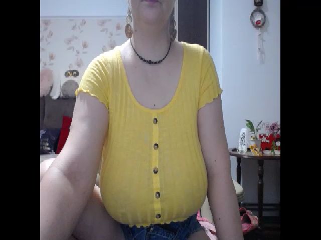 Live sex webcam photo for Mary_x_ #260426018