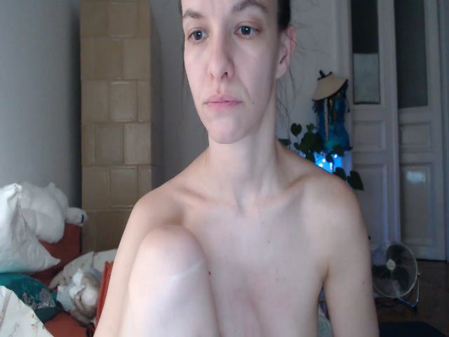 Live sex webcam photo for PetitePinkie #260303527