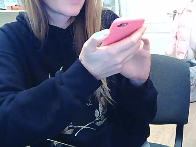 Live sex webcam photo for melisalov #240888447