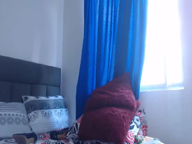 Live sex webcam photo for DannyXXXmom #255105486