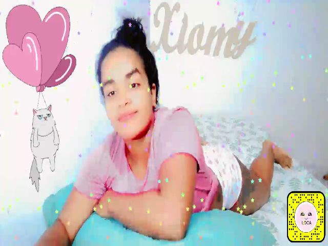 Live sex webcam photo for xxiomy_ #255973067