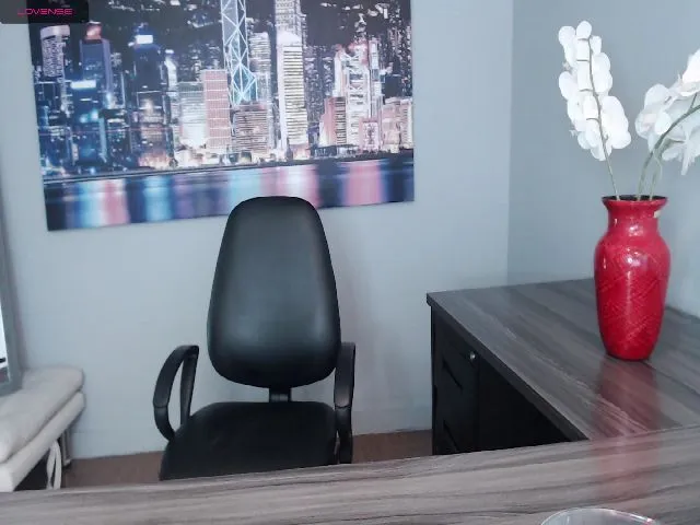 Live sex webcam photo for Cat_apple #262363094