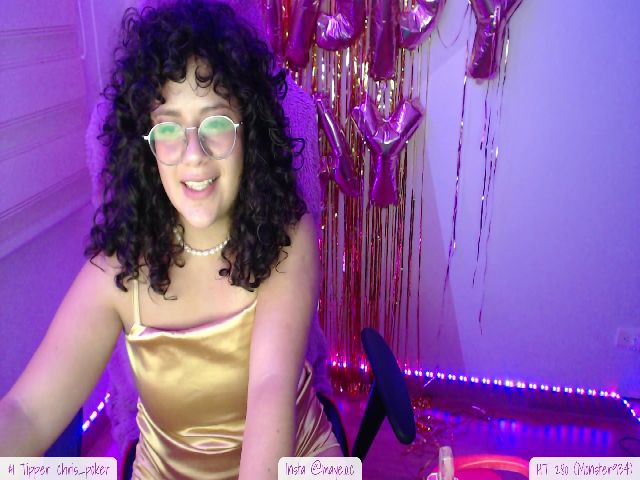 Live sex webcam photo for Isabela_1 #263454029