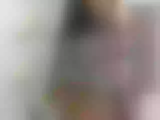 Live sex webcam photo for Sexyzoe_69 #258248262