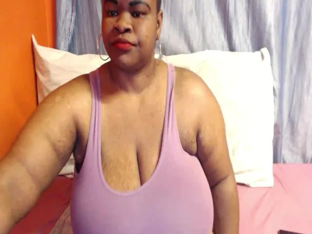 Live sex webcam photo for Sweetnozie #259209793
