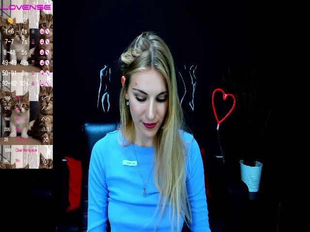 Live sex webcam photo for LiliManchest #258801484