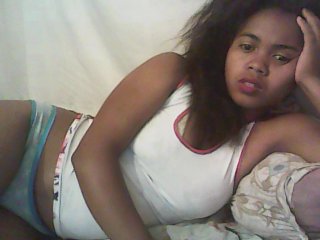 Live sex webcam photo for Malinciehot #240669561