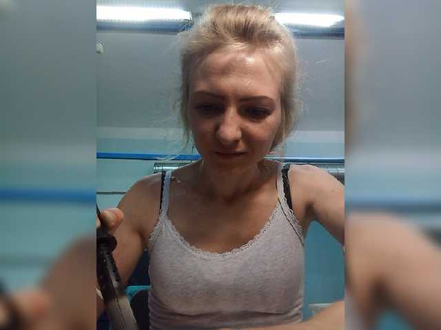 Live sex webcam photo for Anesteishen #253683172