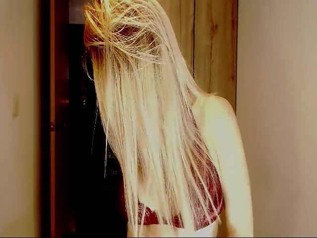 Live sex webcam photo for Rainbow_jenny #258337360
