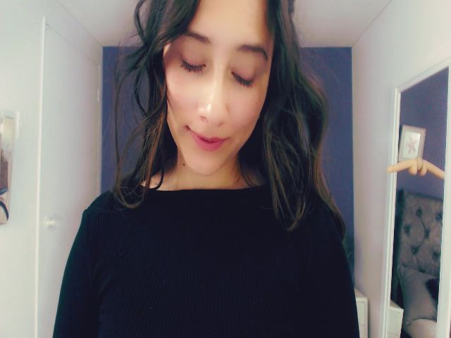 Live sex webcam photo for anniesclub #255833813