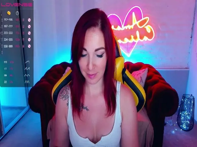 Live sex webcam photo for Red_Catty #263557178