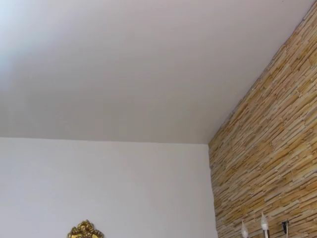 Live sex webcam photo for MissElisabeth #261048915