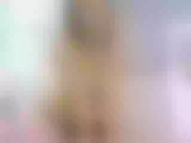 Live sex webcam photo for CarolaSallow #241297450