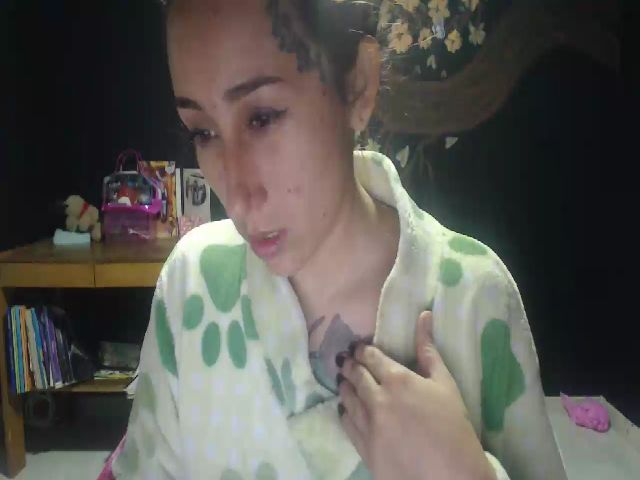 Live sex webcam photo for Scarlet_tatto #261078494