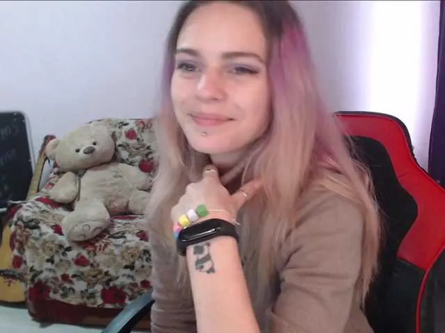 Live sex webcam photo for Ereskigal333 #241295650