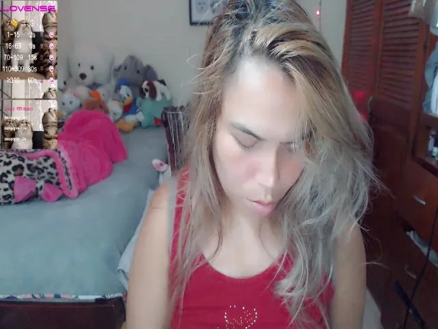 Live sex webcam photo for Meganhill_ #258349305