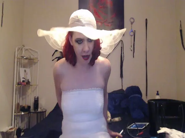 Live sex webcam photo for Misshavok1 #261801718