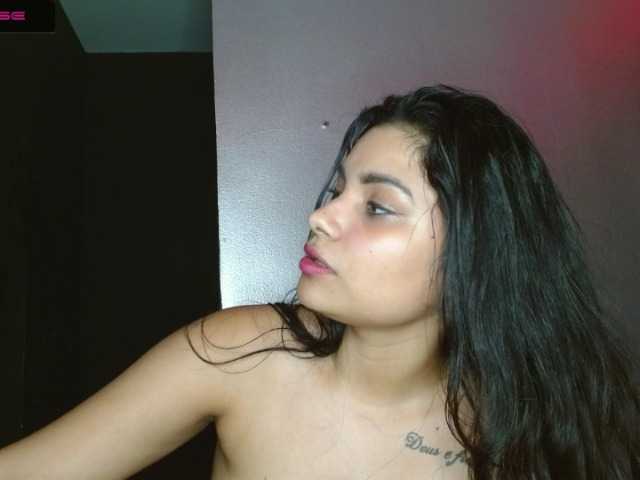 Live sex webcam photo for lolaastars1 #262536024