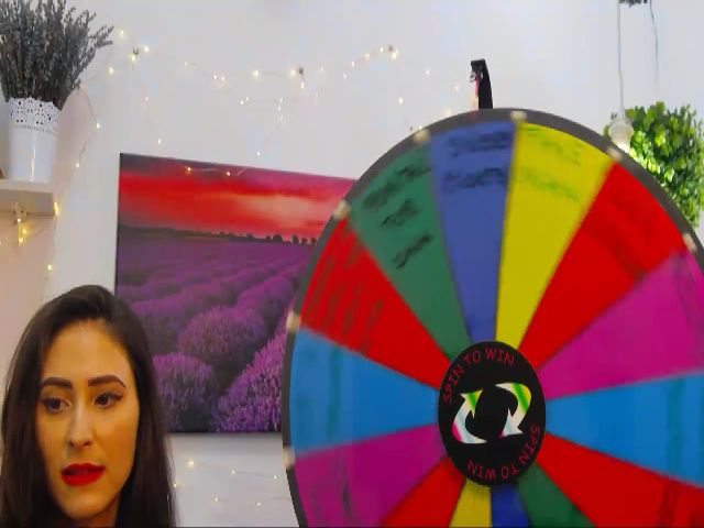 Live sex webcam photo for MaraW #256905099