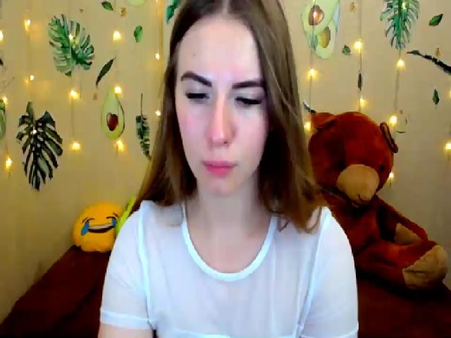 Live sex webcam photo for Minni_Mouse_ #253617662