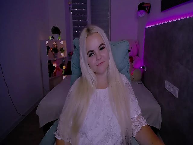 Live sex webcam photo for Jenni__fer #263925008