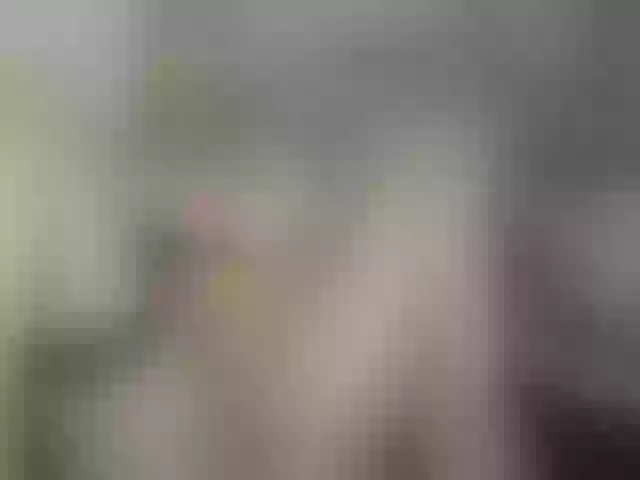 Live sex webcam photo for Yourmilf24 #255825335