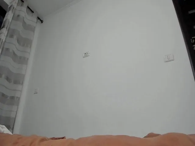 Live sex webcam photo for Taniaglassess #261533433