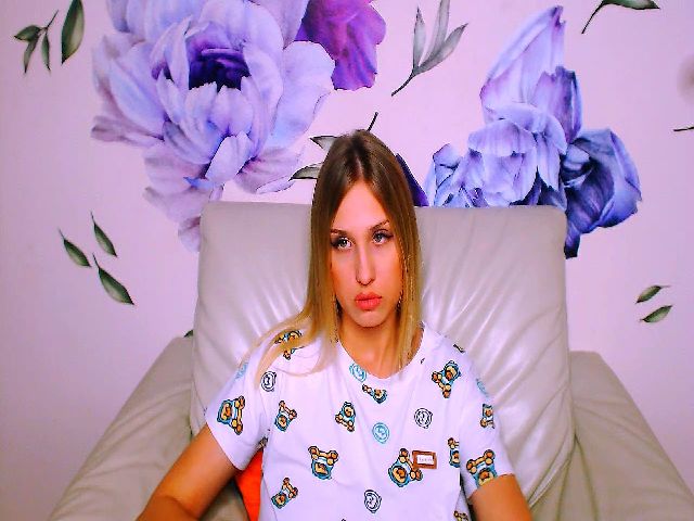 Live sex webcam photo for Vital__Force #252463280