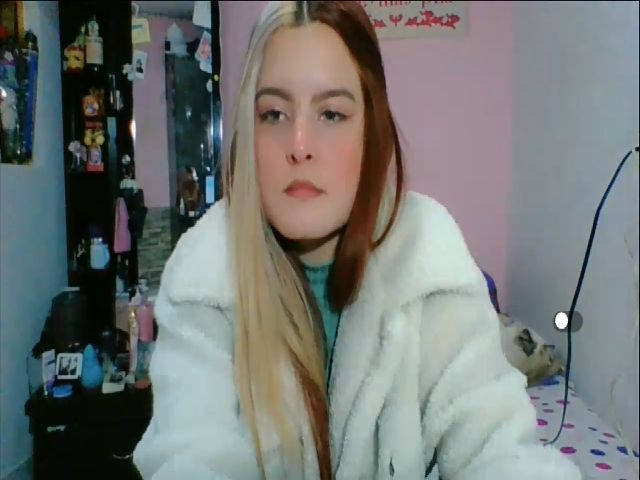 Live sex webcam photo for Amanda_Callum #264633205