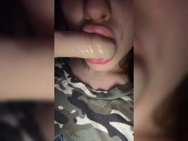 Live sex webcam photo for L0lly-D0lly #241433513