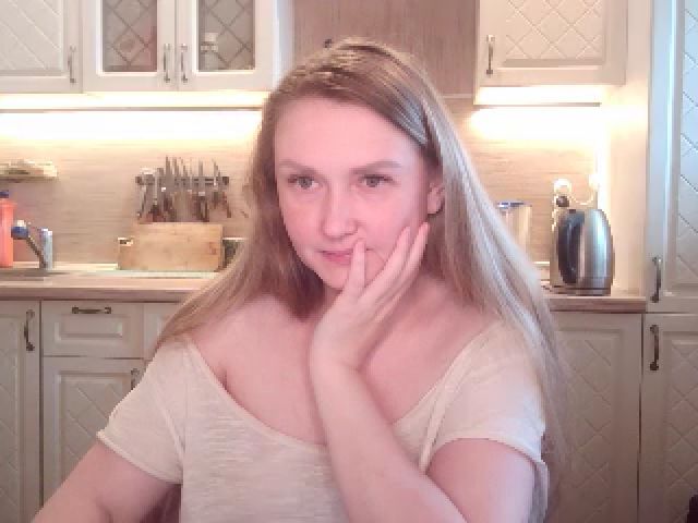 Live sex webcam photo for JaneGrey111 #257980534