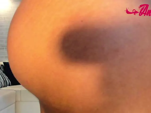 Live sex webcam photo for AnitaHaywood #244057656