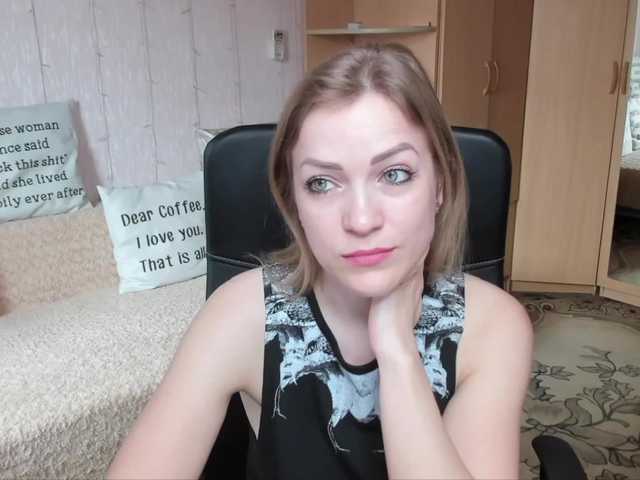 Live sex webcam photo for CherishSia #241168933