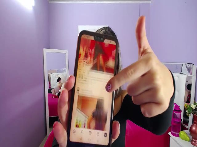 Live sex webcam photo for Martina_ferer #261473015