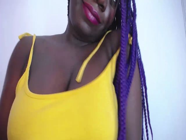 Live sex webcam photo for Chrishadoll #252604022