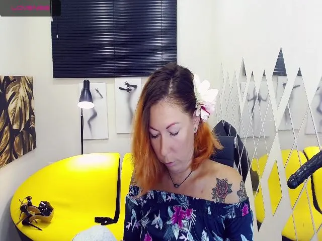 Live sex webcam photo for MarvelousLilu #257476298