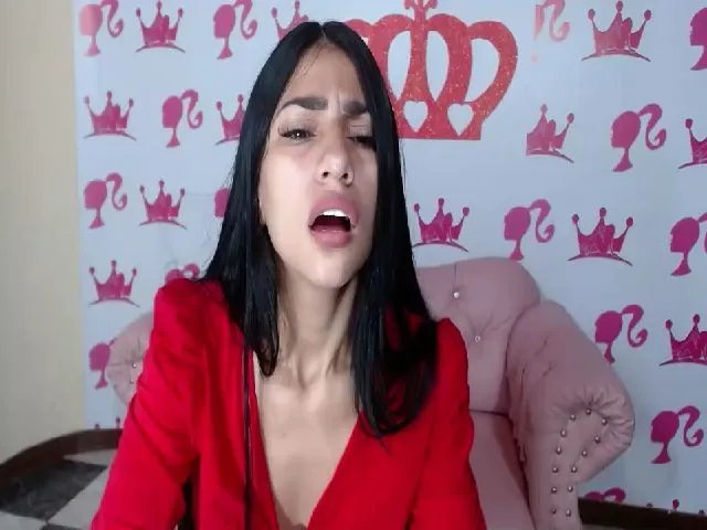 Live sex webcam photo for Naughtty_Doll #253397271