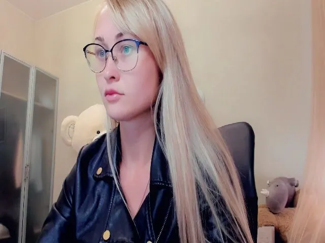 Live sex webcam photo for Mistress_Eva_ #264879870