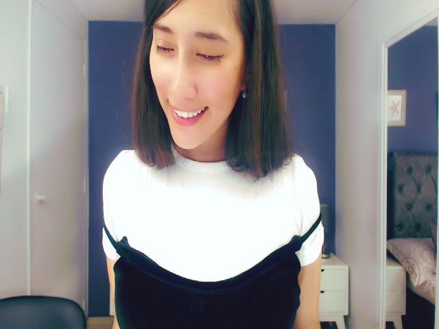 Live sex webcam photo for anniesclub #253653824