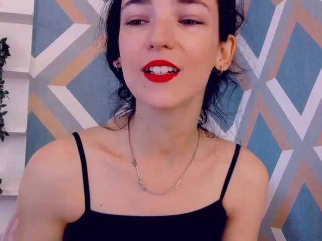 Live sex webcam photo for KariNeal #250770197