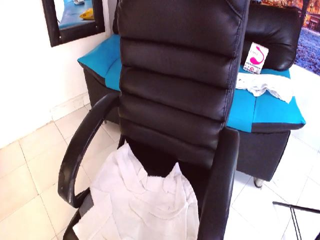 Live sex webcam photo for Sashabreck #287859779