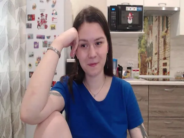 Live sex webcam photo for WonderXGirlXX #259428950
