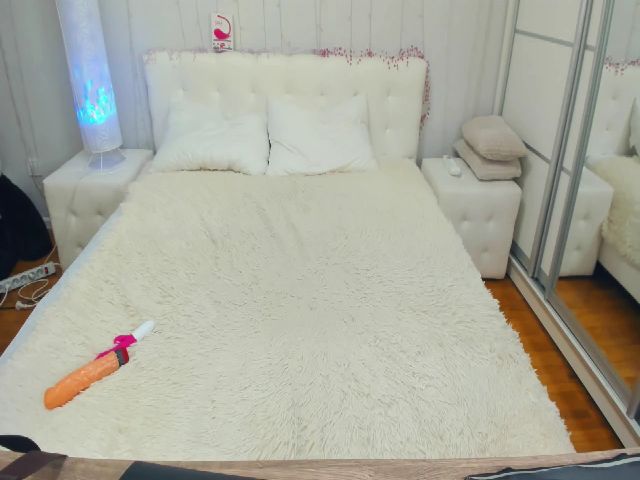 Live sex webcam photo for Great_Boobss #260091548